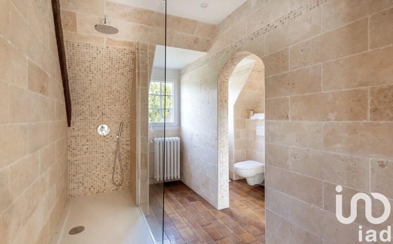 Maison - 800 m² - 18 pièces