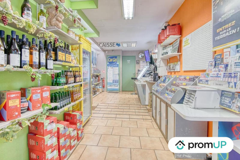 Local d'activités - 240 m²