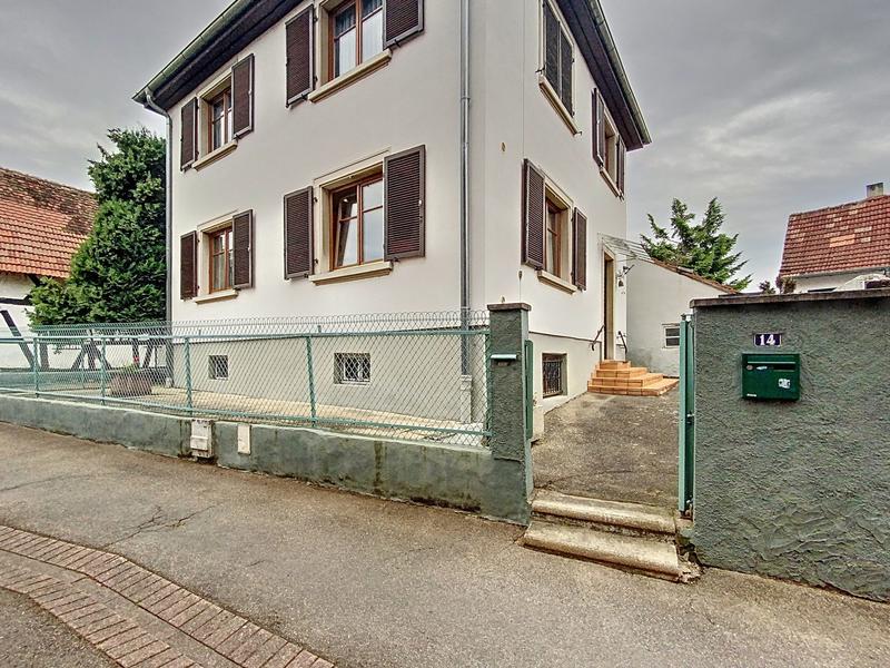 Maison traditionnelle - 106 m² - 5 pièces