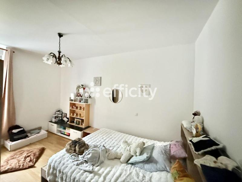 Immeuble - 365 m² - 15 pièces