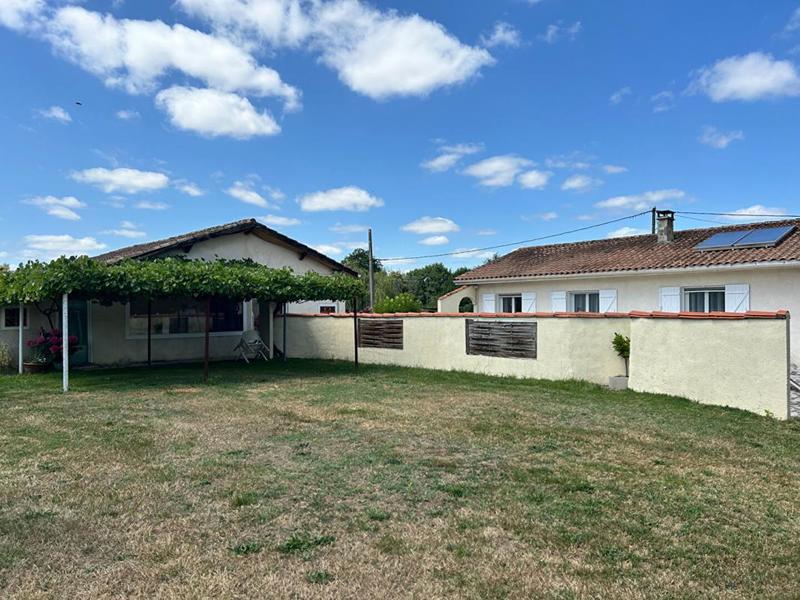 Maison - 88 m² - 4 pièces