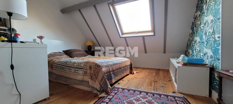 Maison - 143 m² - 6 pièces