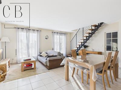 Maison - 115 m² - 6 pièces