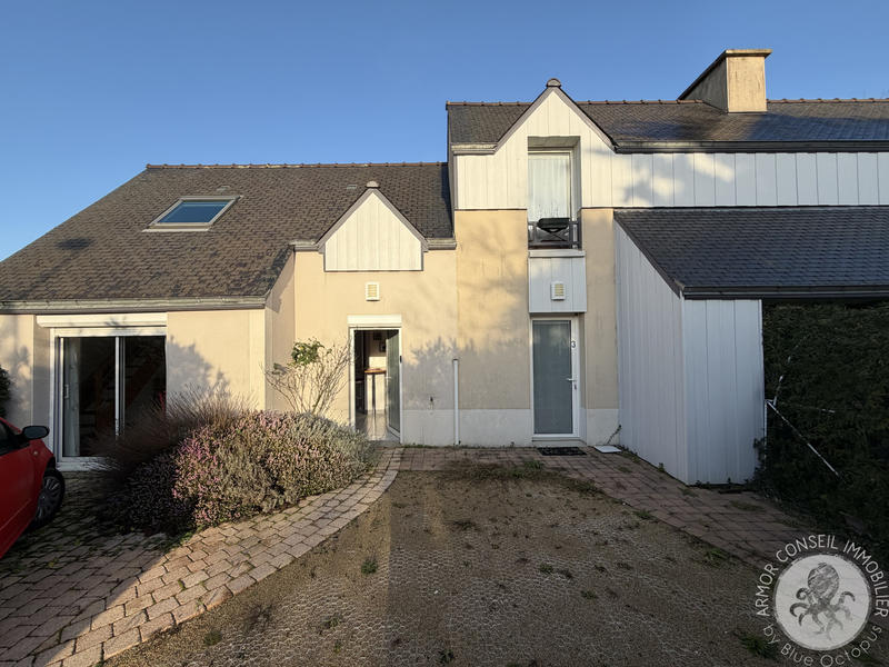 Maison - 100 m² - 3 pièces