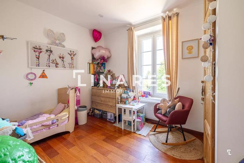 Maison - 166 m² - 5 pièces