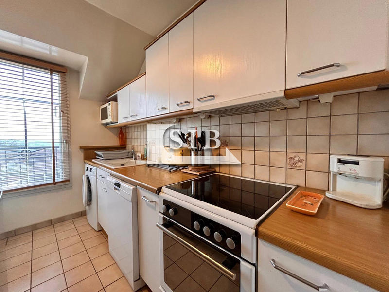 Appartement - 86 m² - 4 pièces