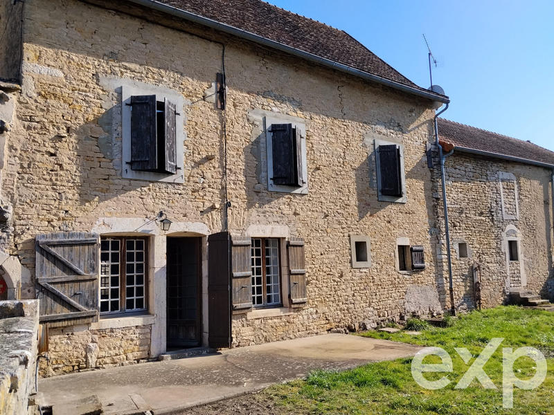 Maison ancienne - 145 m² - 7 pièces