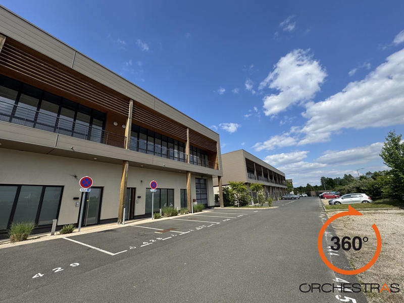 Local d'activités - 589 m²