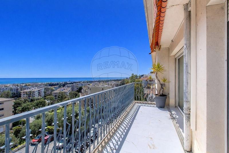 Appartement - 103 m² - 4 pièces