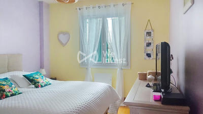 Maison traditionnelle - 200 m² - 9 pièces