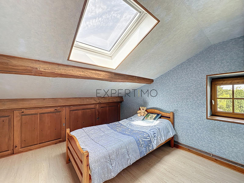 Maison - 194 m² - 10 pièces