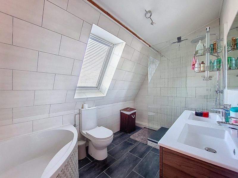 Appartement - 74 m² - 4 pièces