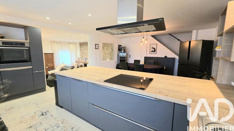 Maison - 190 m² - 4 pièces