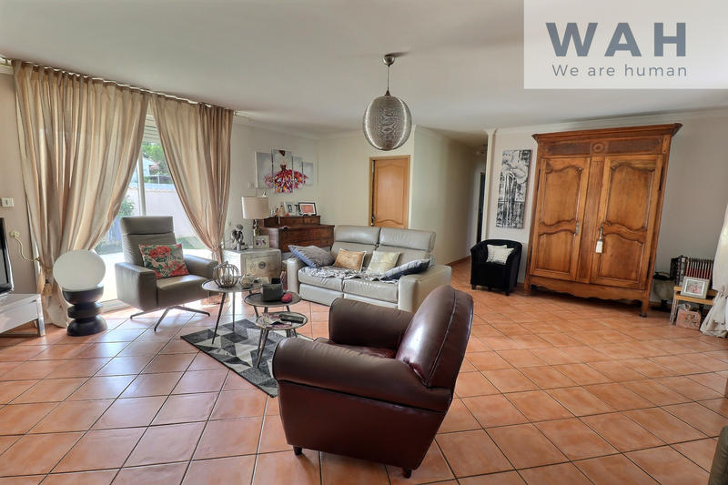 Maison - 111 m² - 4 pièces