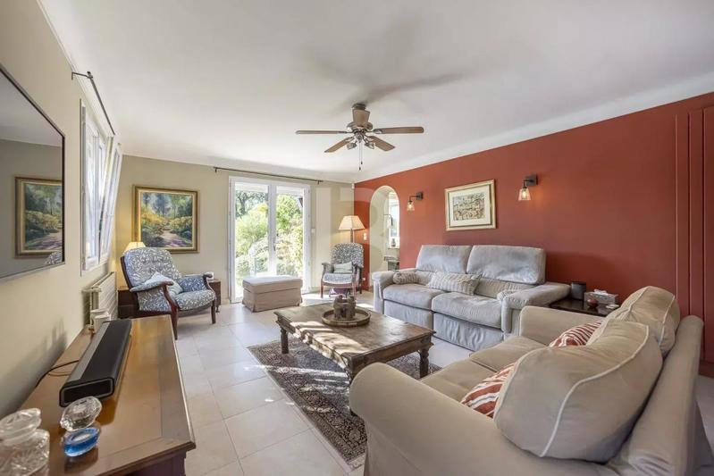 Villa - 194 m² - 5 pièces