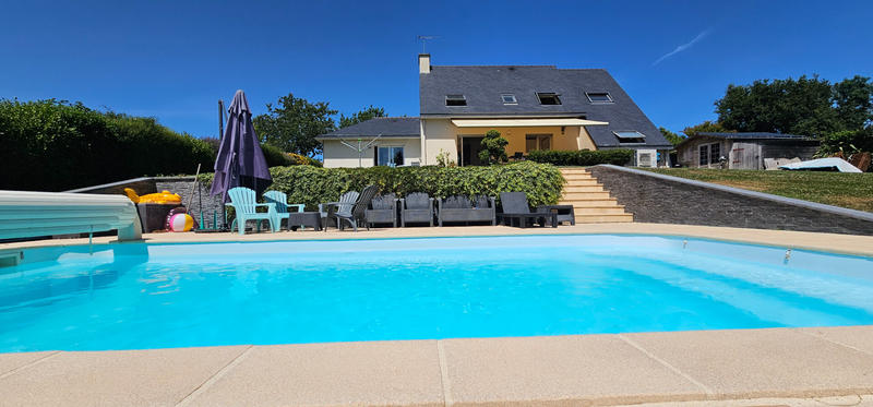 Maison - 153 m² - 7 pièces