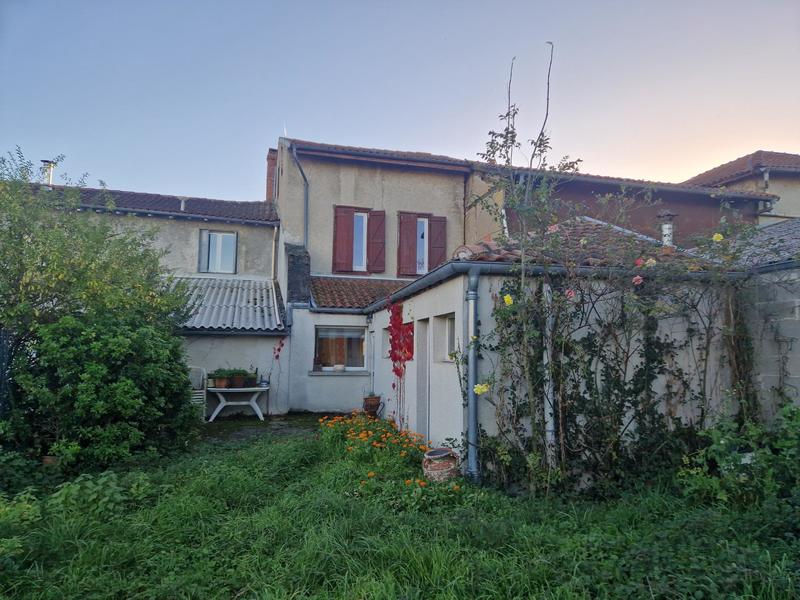 Maison - 138 m² - 5 pièces