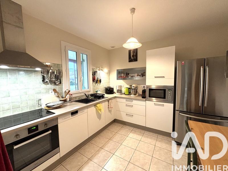 Maison - 90 m² - 4 pièces