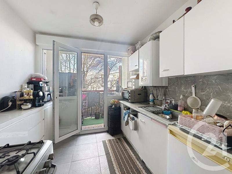 Appartement - 57 m² - 3 pièces