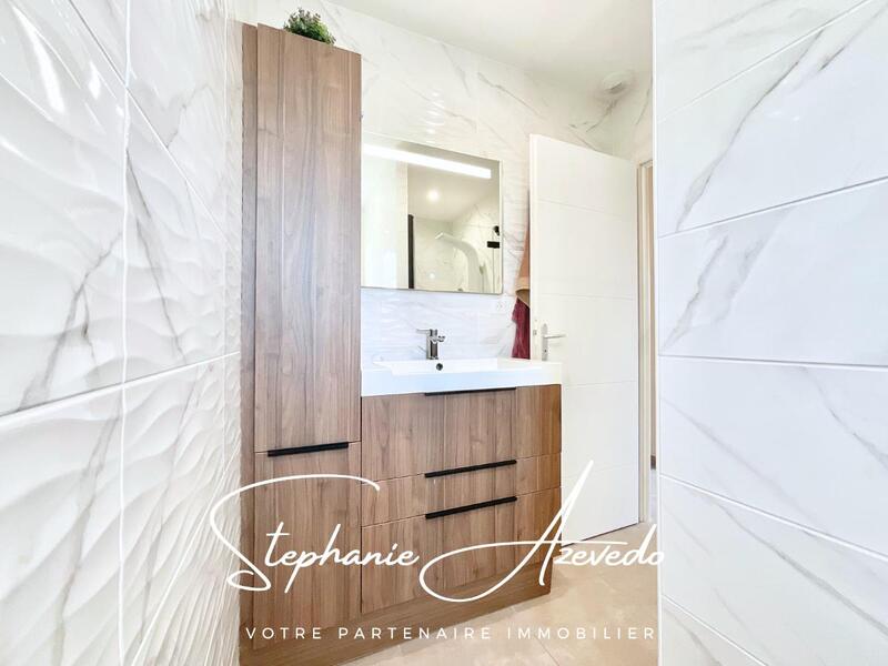 Pavillon - 80 m² - 4 pièces