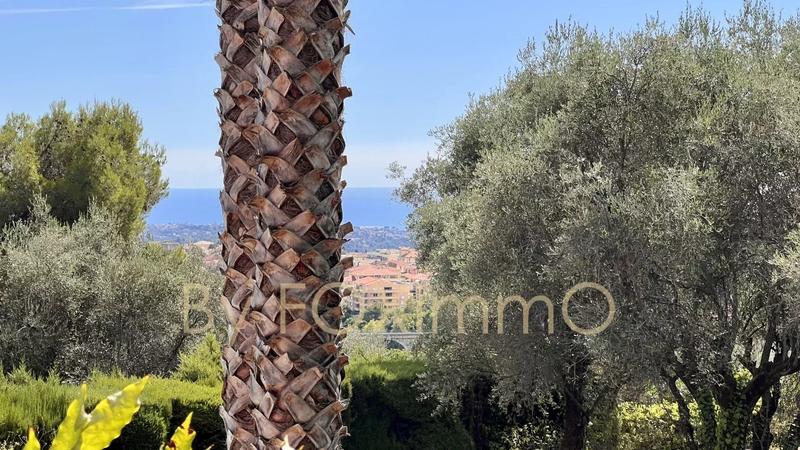 Villa - 230 m² - 7 pièces