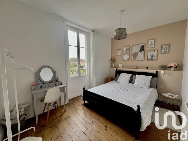 Maison - 201 m² - 6 pièces