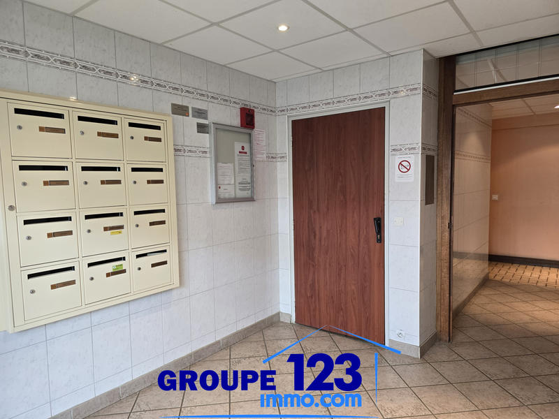 Appartement - 93 m² - 5 pièces