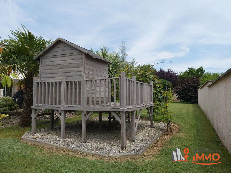 Maison - 180 m² - 6 pièces