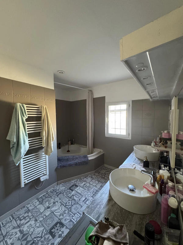 Maison - 158 m² - 6 pièces