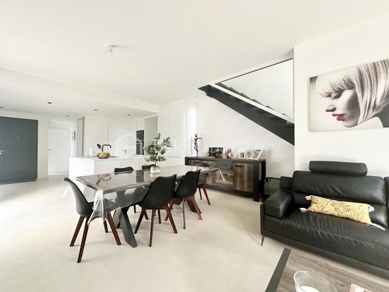 Maison d'architecte - 122 m² - 6 pièces