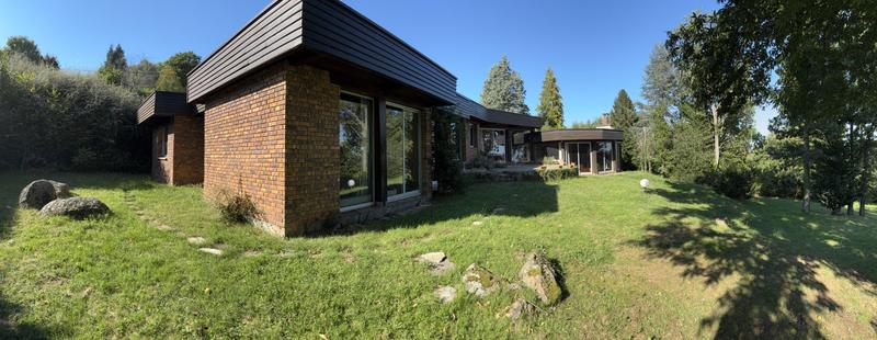 Maison - 168 m² - 9 pièces