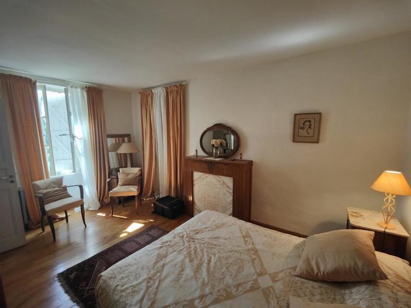 Maison - 179 m² - 7 pièces