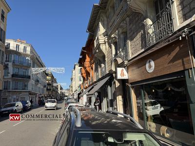 Fonds de commerce - Magasins - 45 m²