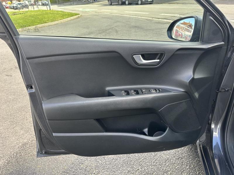 Kia Rio 1.0 t-GDi 100cv Bvm6 Premium - CarPlay, Caméra, Cuir, Keyless