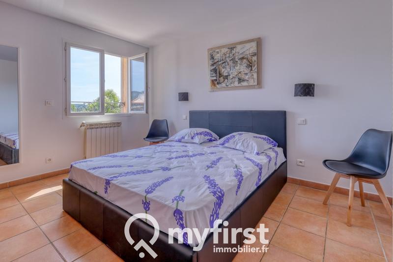 Villa - 178 m² - 6 pièces