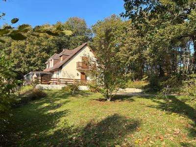 Maison - 170 m² - 7 pièces