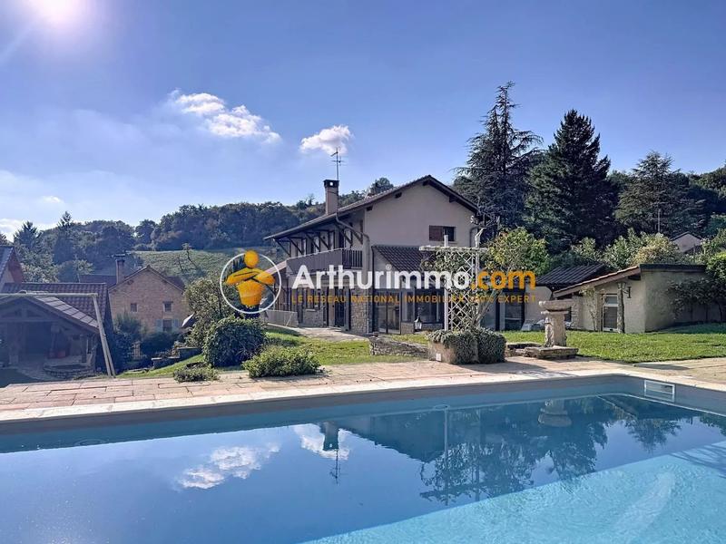 Maison - 160 m² - 5 pièces