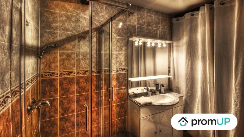 Maison contemporaine - 1 280 m² - 20 pièces