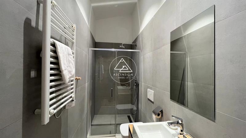 Appartement - 88 m² - 4 pièces