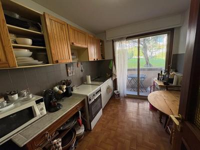 Appartement - 77 m² - 3 pièces