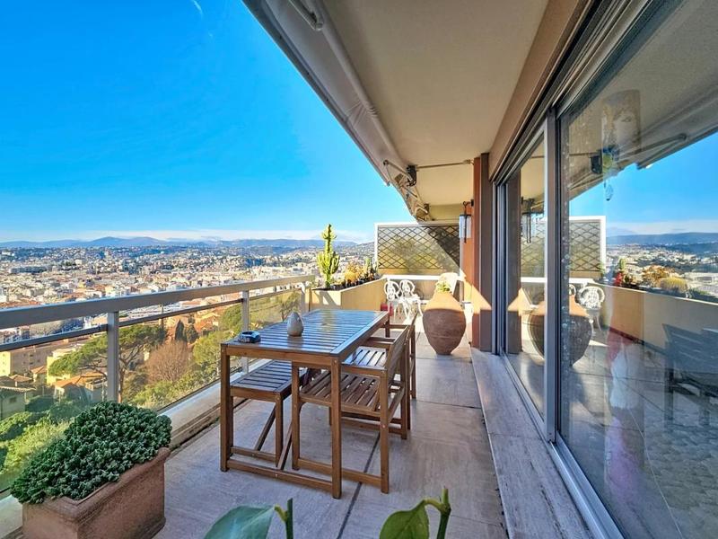 Appartement - 84 m² - 3 pièces