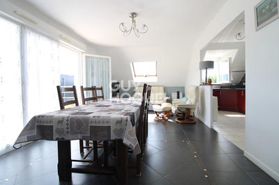 Appartement - 84 m² - 4 pièces