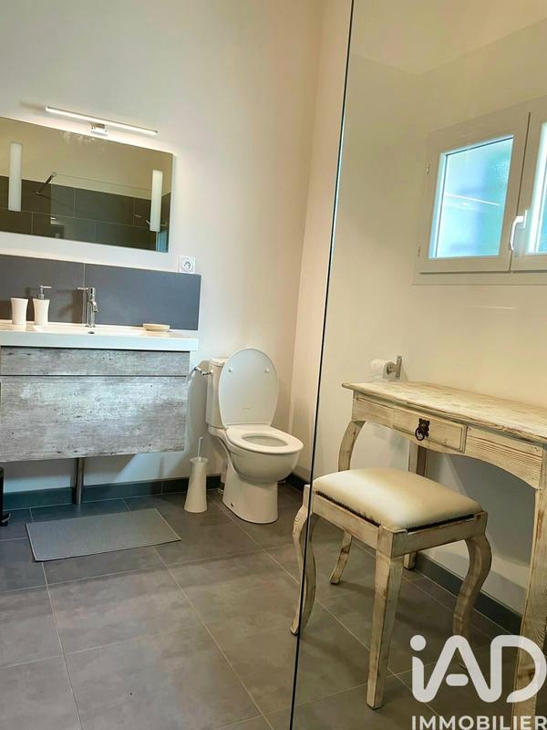 Maison - 295 m² - 11 pièces