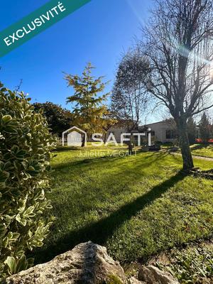 Maison - 385 m² - 10 pièces