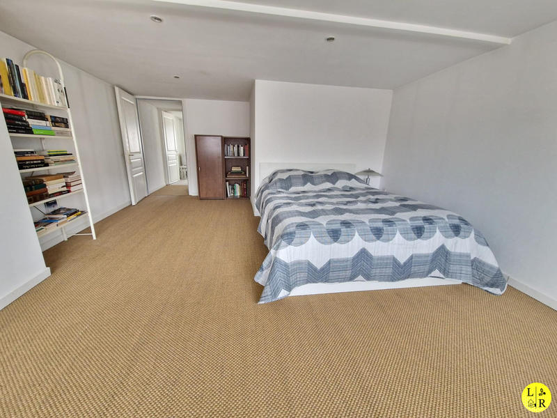 Maison - 140 m² - 5 pièces