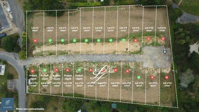 Terrain de lotissements - 401 m²