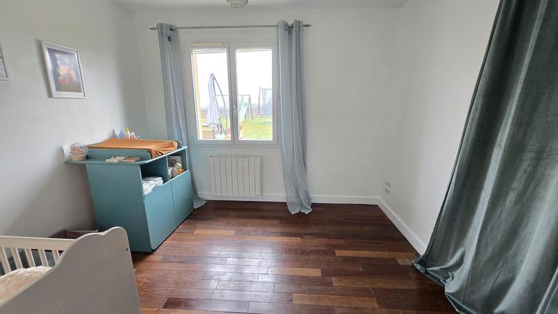 Maison - 90 m² - 5 pièces