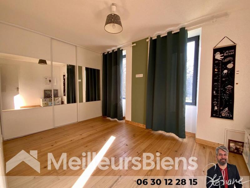 Maison - 258 m² - 9 pièces
