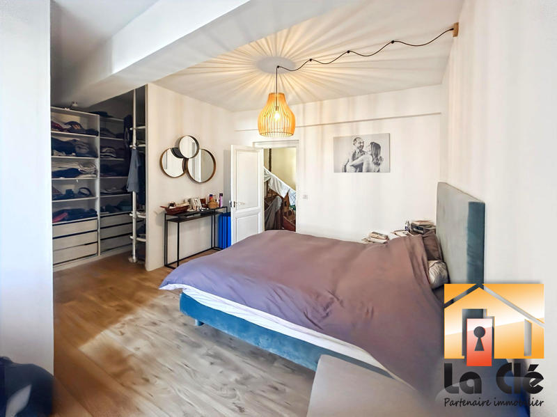 Maison - 160 m² - 6 pièces