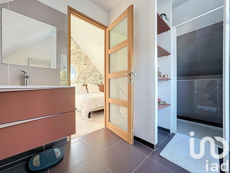 Maison - 155 m² - 8 pièces